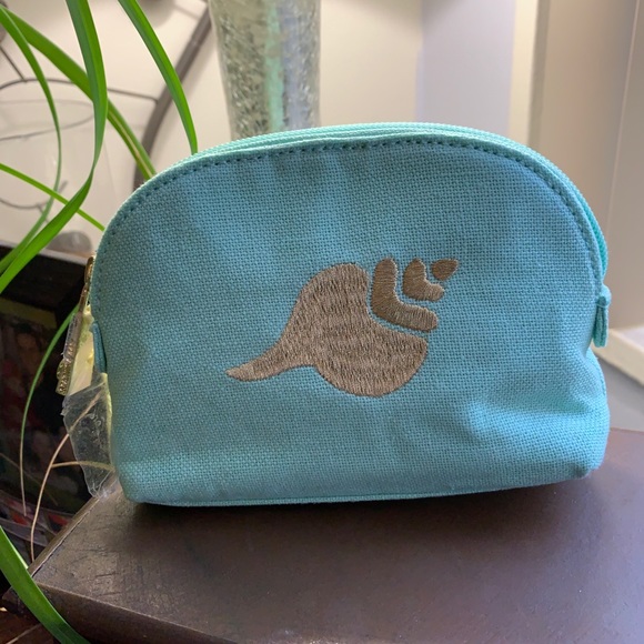 Spartina 449 Handbags - Authentic Spartina449 Seashell linen cosmetic bag